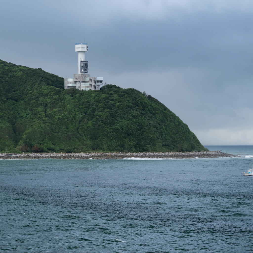 沿岸と沖合の通信の違い